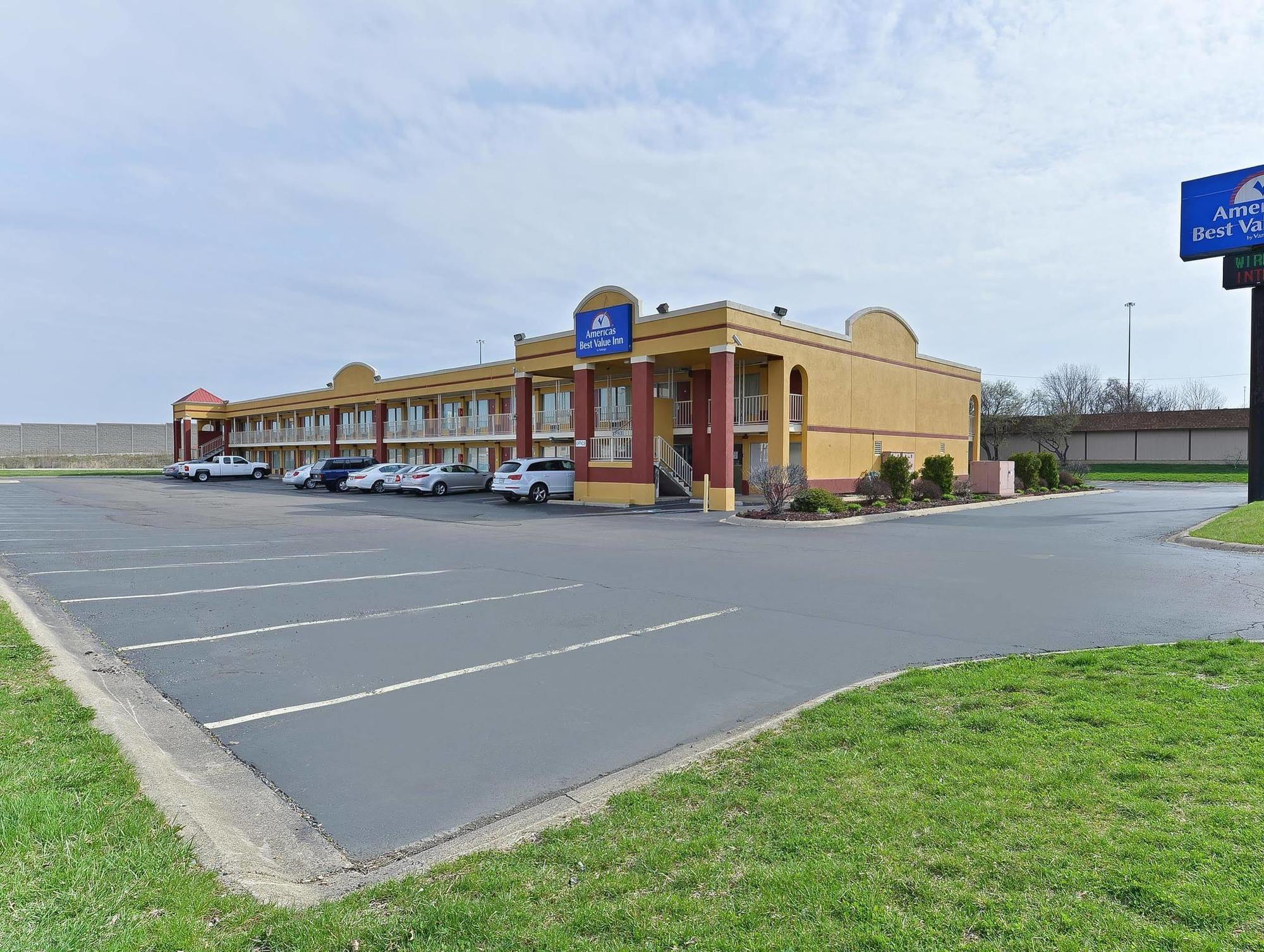 Red Roof Inn Indianapolis East Dış mekan fotoğraf